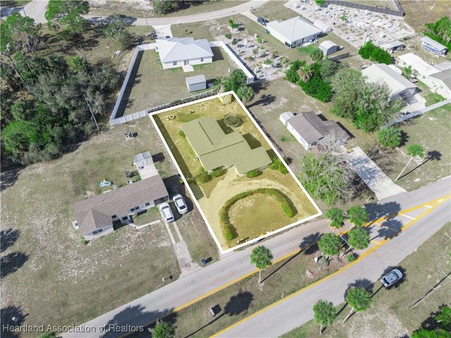 1635 Washington Boulevard NE, Lake Placid, FL 33852