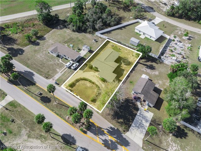 1635 Washington Boulevard NE, Lake Placid, FL 33852
