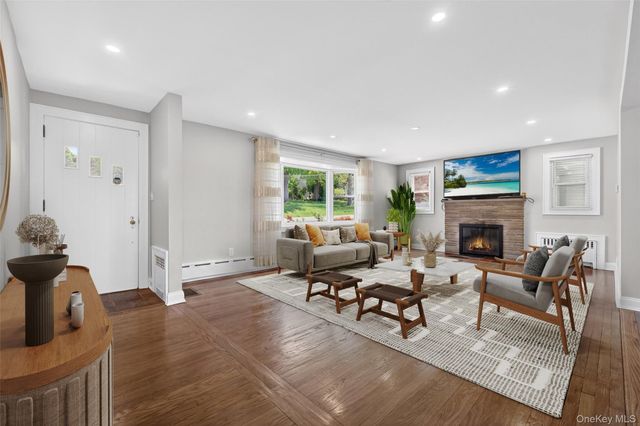 121 Marietta Avenue, Hawthorne, NY 10532