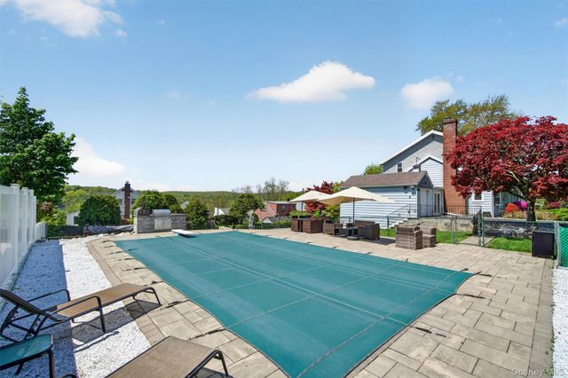 121 Marietta Avenue, Hawthorne, NY 10532