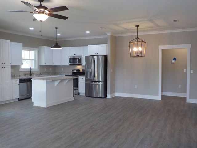 105 NE St. Lawrence Dr., Dothan, AL 36303