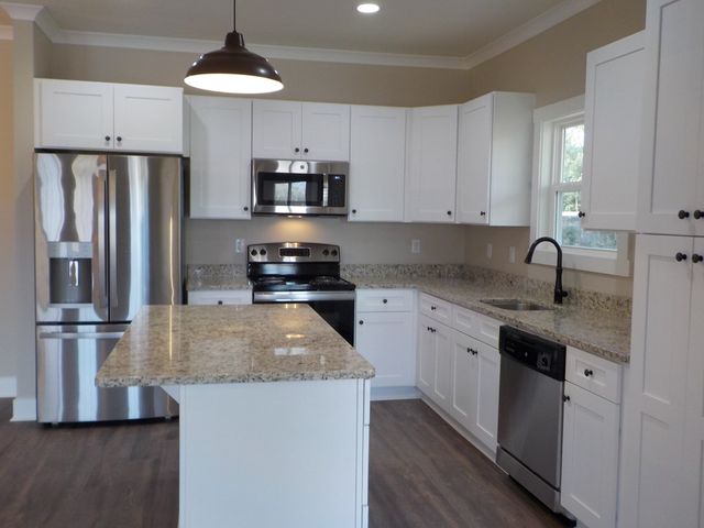 105 NE St. Lawrence Dr., Dothan, AL 36303