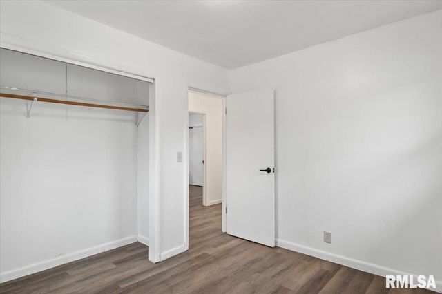 2616 KENT Drive, Springfield, IL 62703