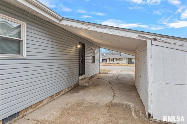 2616 KENT Drive, Springfield, IL 62703