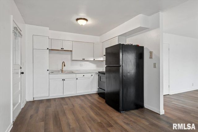 2616 KENT Drive, Springfield, IL 62703