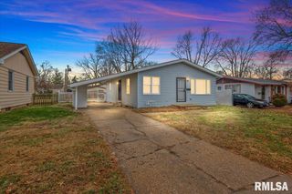 2616 KENT Drive, Springfield, IL 62703