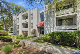 462 D River Road D, Nutley, NJ 07110