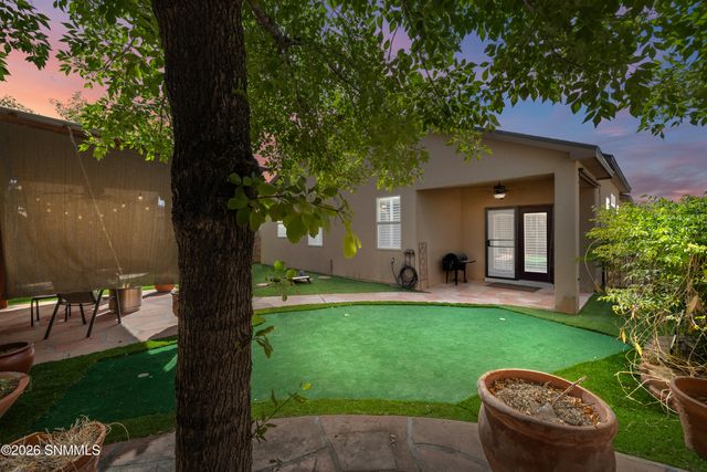 856 Blue Park Avenue, Sunland Park, NM 88008