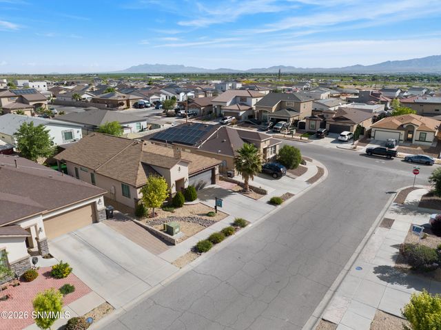856 Blue Park Avenue, Sunland Park, NM 88008