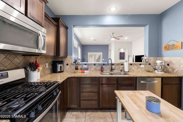 856 Blue Park Avenue, Sunland Park, NM 88008