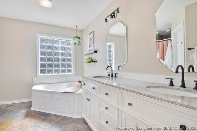 419 Senter Lane, Bunnlevel, NC 28323