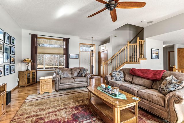 5545 157th Street N, Hugo, MN 55038