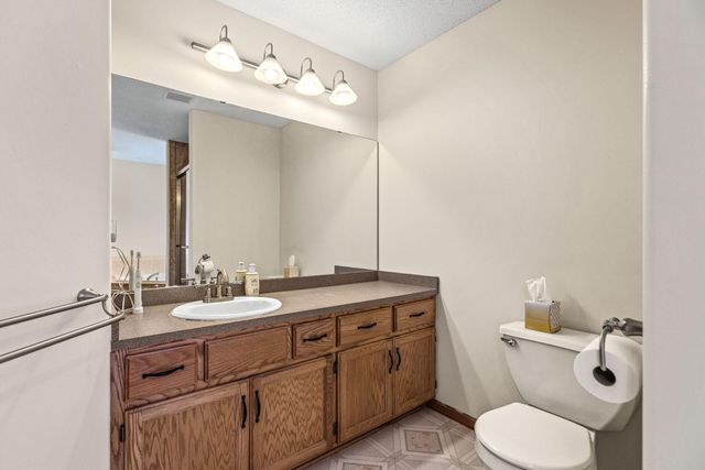 5545 157th Street N, Hugo, MN 55038