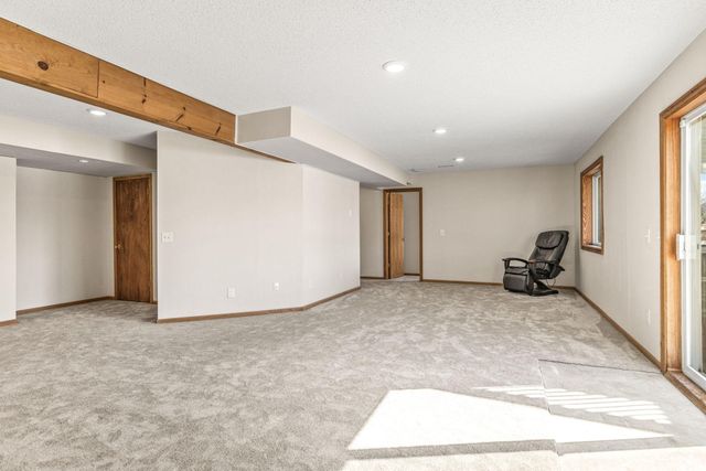 5545 157th Street N, Hugo, MN 55038