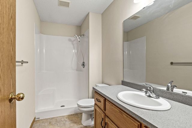 5545 157th Street N, Hugo, MN 55038