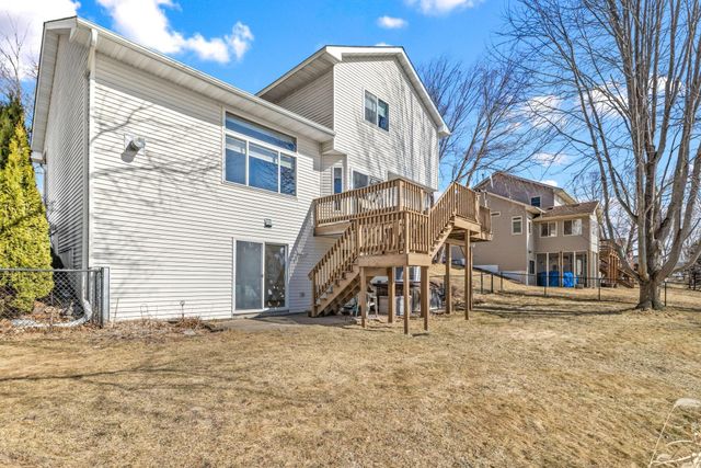 5545 157th Street N, Hugo, MN 55038