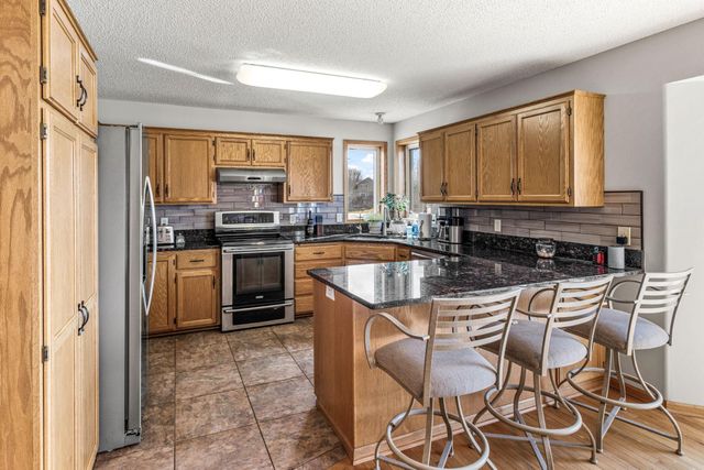 5545 157th Street N, Hugo, MN 55038