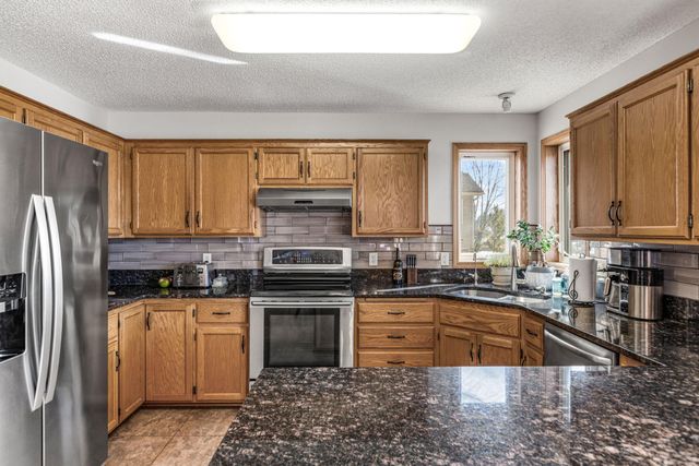 5545 157th Street N, Hugo, MN 55038