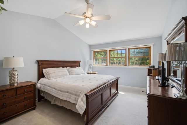 1410 E Eton Drive, Arlington Heights, IL 60004