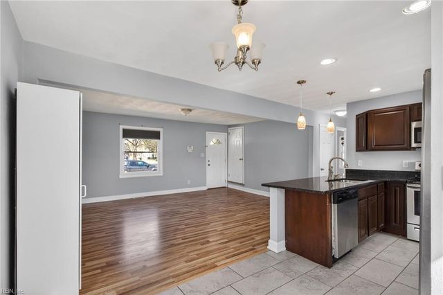 83 Wyoming AVE, Portsmouth, VA 23701