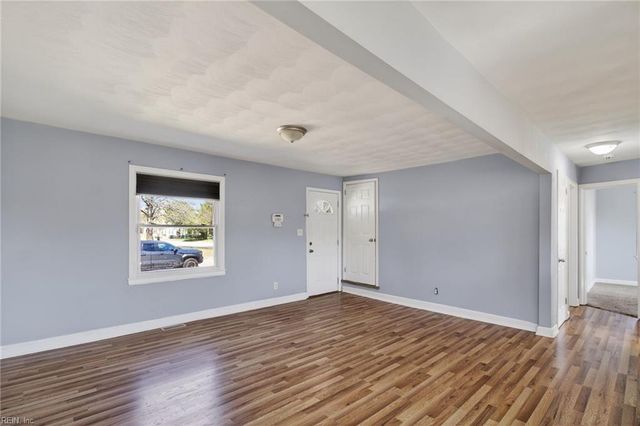 83 Wyoming AVE, Portsmouth, VA 23701