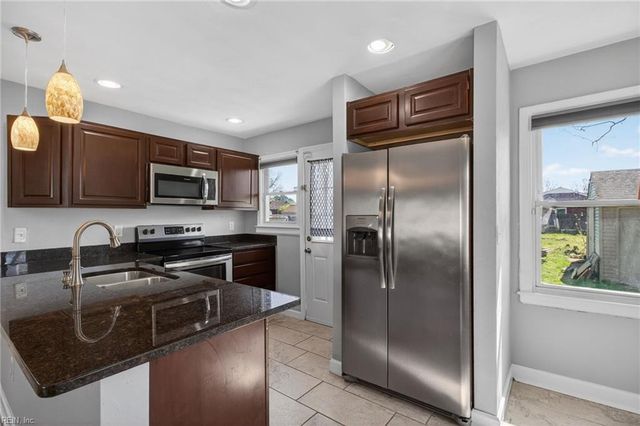 83 Wyoming AVE, Portsmouth, VA 23701