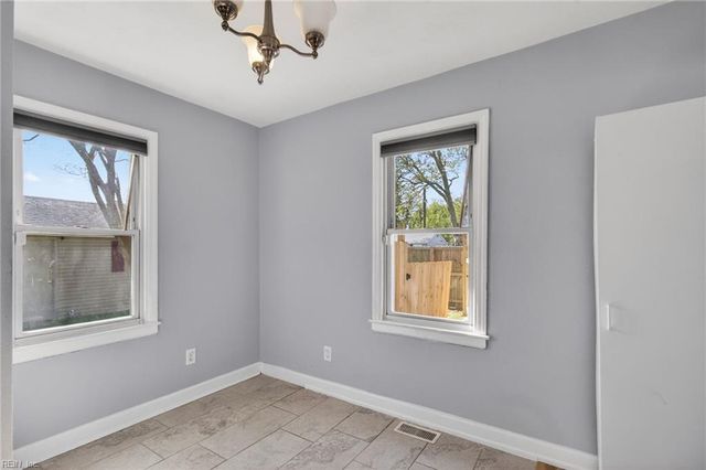 83 Wyoming AVE, Portsmouth, VA 23701