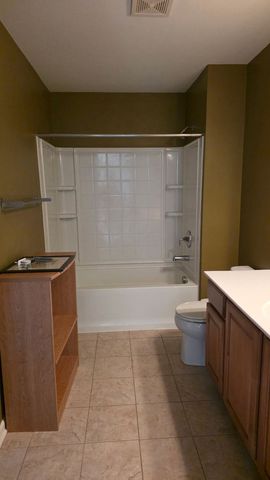 101 N Spruce Avenue, Wood Dale, IL 60191