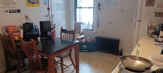 64 Fruit St, Worcester, MA 01609
