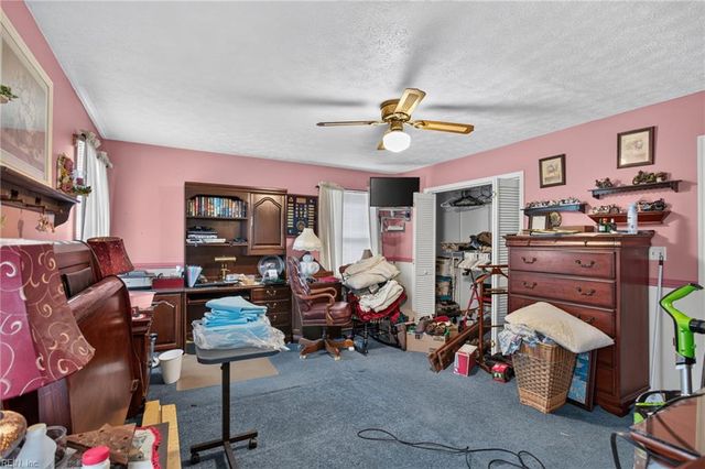 600 Milford LN, Suffolk, VA 23434