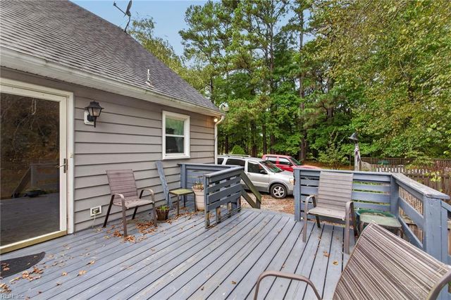 600 Milford LN, Suffolk, VA 23434