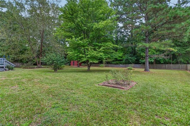 600 Milford LN, Suffolk, VA 23434