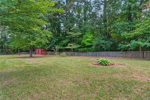 600 Milford LN, Suffolk, VA 23434