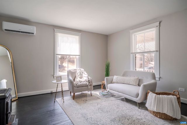 706 CASTALIA ST, Charlottesville, VA 22902