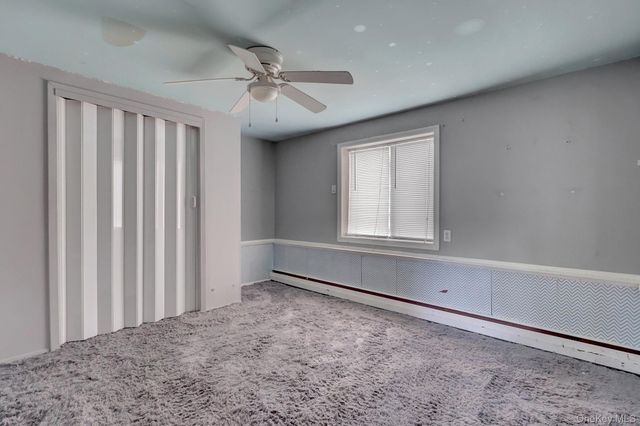 41 Fremont Street, Lindenhurst, NY 11757