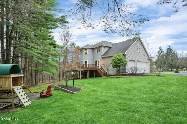 6 Sunrise Terrace, North Greenbush, NY 12198