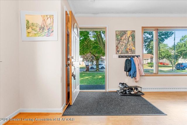 3437 Schlee Street, Lansing, MI 48910