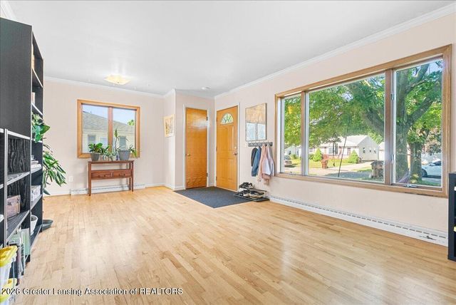 3437 Schlee Street, Lansing, MI 48910