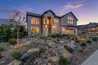 1013 Roxy Ann Road, Medford, OR 97504