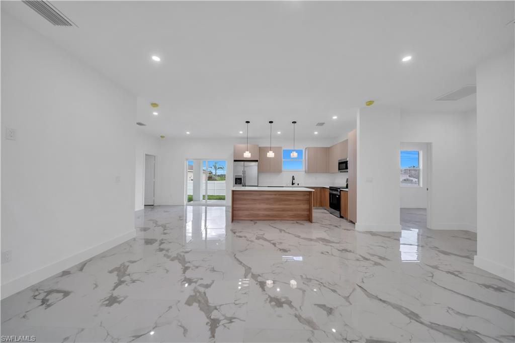 435 Petite AVE, LEHIGH ACRES, FL 33974 — photo 4