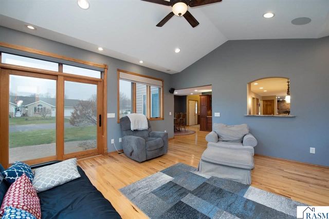 10 Cardinal Court, North Mankato, MN 56003