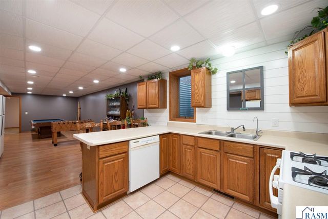 10 Cardinal Court, North Mankato, MN 56003