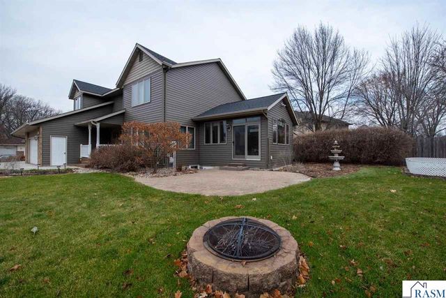 10 Cardinal Court, North Mankato, MN 56003