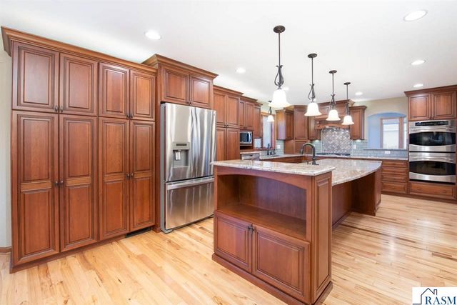 10 Cardinal Court, North Mankato, MN 56003