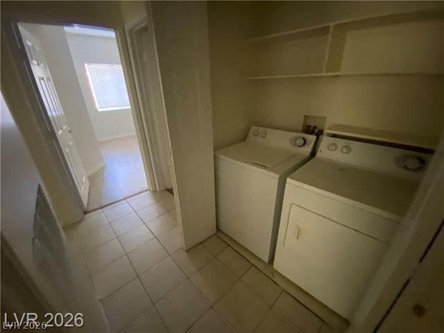 1050 East Cactus Avenue 1099, Las Vegas, NV 89183