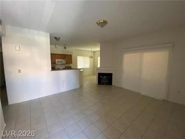 1050 East Cactus Avenue 1099, Las Vegas, NV 89183