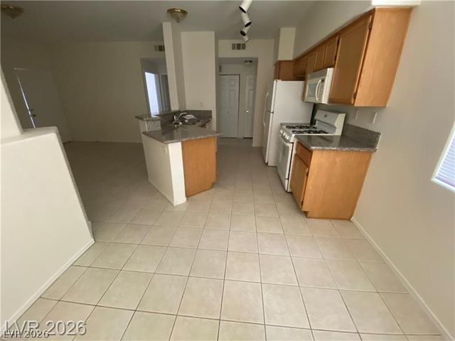 1050 East Cactus Avenue 1099, Las Vegas, NV 89183