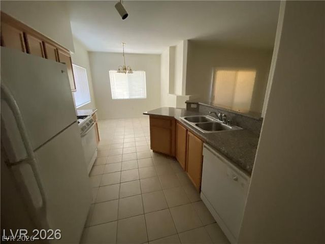 1050 East Cactus Avenue 1099, Las Vegas, NV 89183