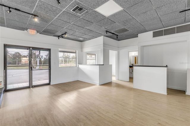 109 N CAUSEWAY, New Smyrna Beach, FL 32169