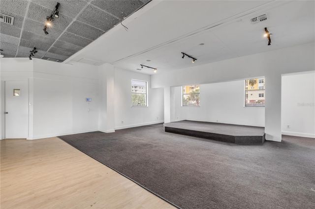 109 N CAUSEWAY, New Smyrna Beach, FL 32169